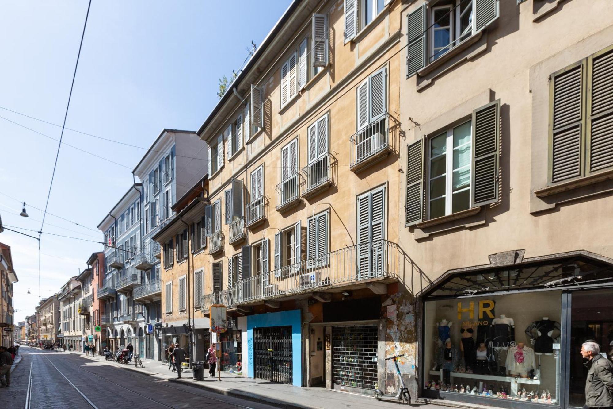 Cosy Two Bedroom Apartment Close To Navigli Milan Exterior photo